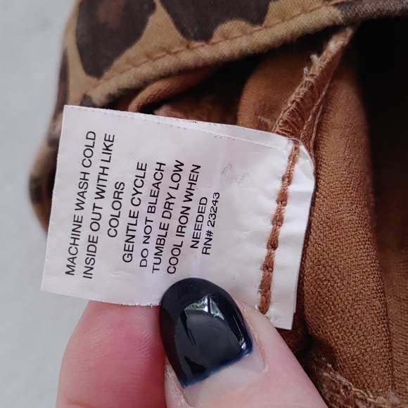 New York & Company High Waisted Pull On Leopard Jeans Size L - Picture 8 of 8